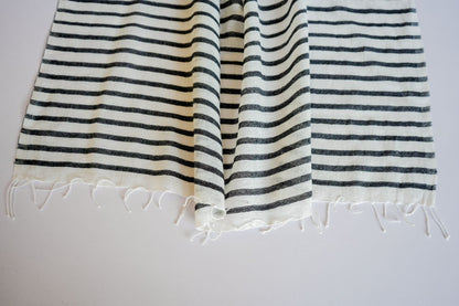 MENEN Scarf